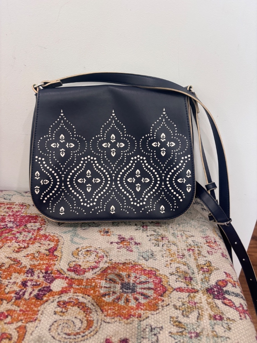 Vera Bradley Laser-Cut Saddle Crossbody Bag Navy Marrakesh Faux Leather Purse